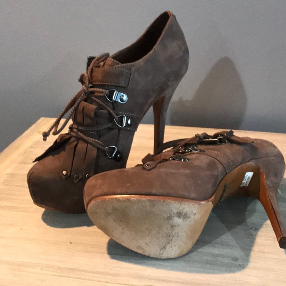 Schultz platform heels